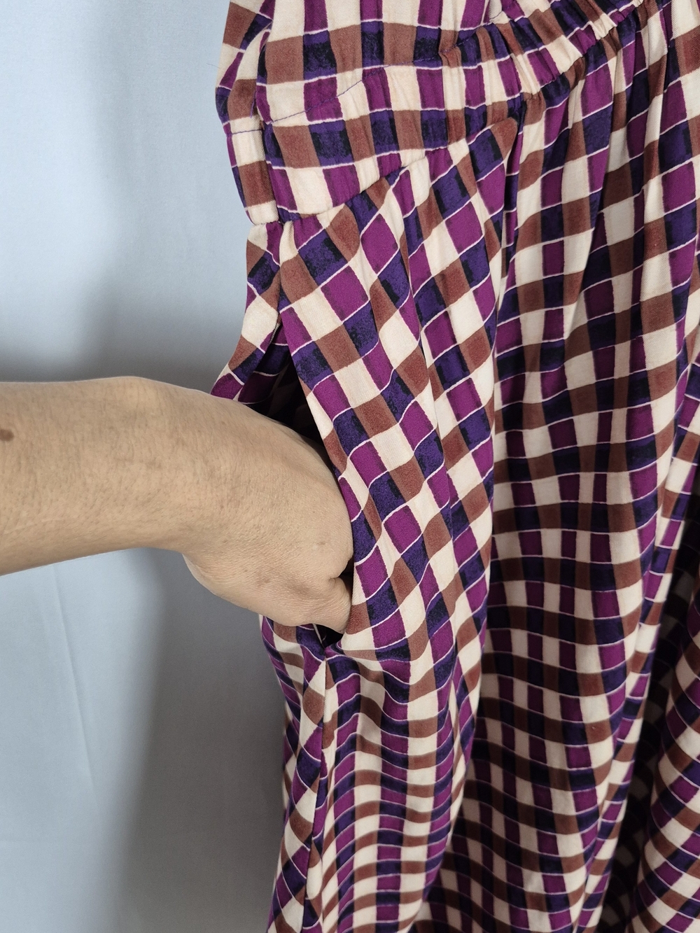 Ava & Viv Plaid V-Neck Midi Dress with Pockets Purple Cream XXL - Picture 5 of 8